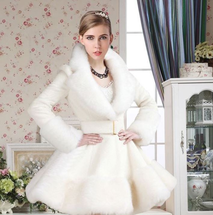 Fashion Ruffle Beads Elegant Warm Bridal Cape White Winter White Bridal Coat Pageant Dress Winter Coats Is Ready For Shipping Recieve It